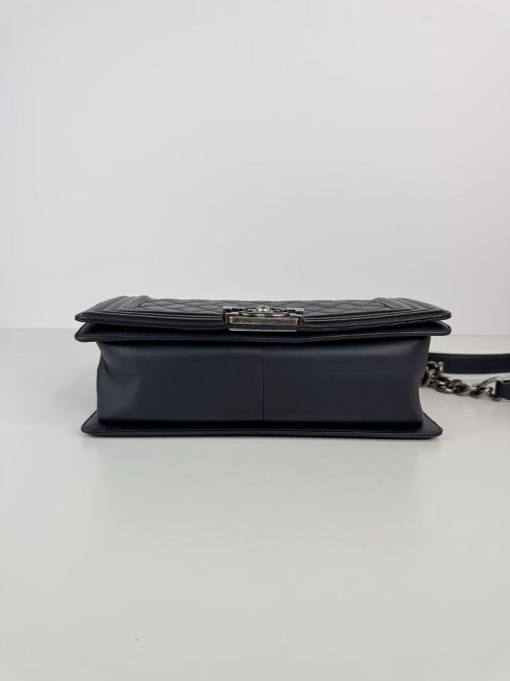 Channel the boy crossbody bag - Picture 7 of 12